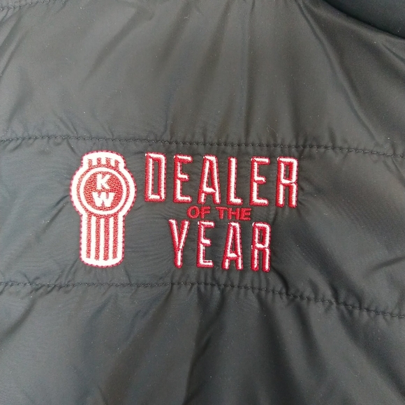 Carhartt RAIN DEFENDER® RELAXED FIT LIGHTWEIGHT INSULATED VEST Kenworth trucker - Picture 6 of 8